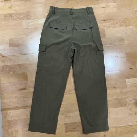 Corduroy Cropped Cargo Pants - Picture 3 of 4